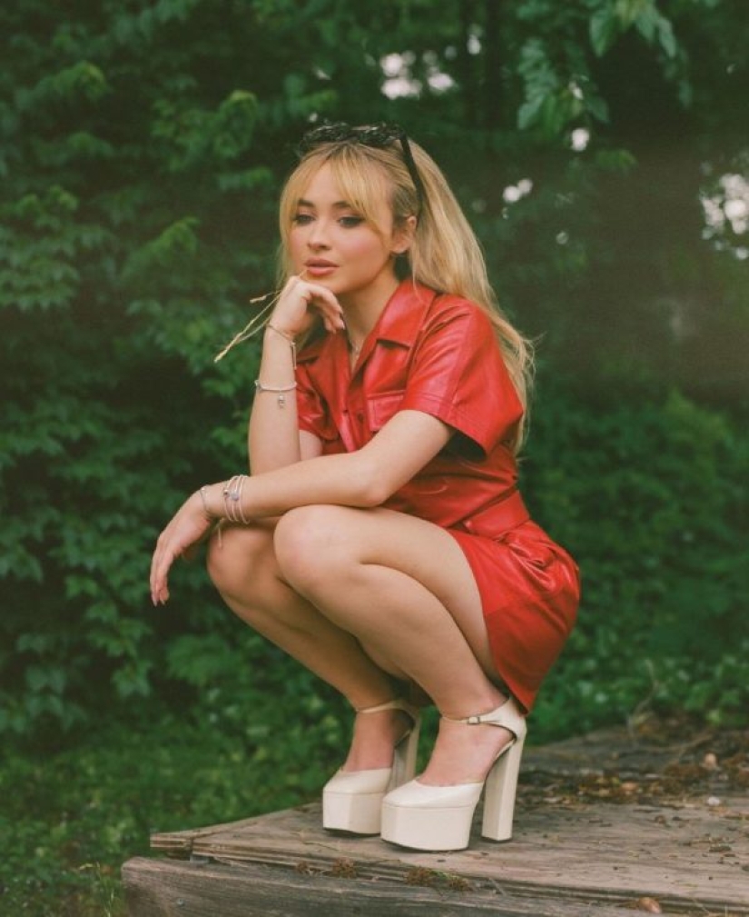 19 hottest female singers of 2021