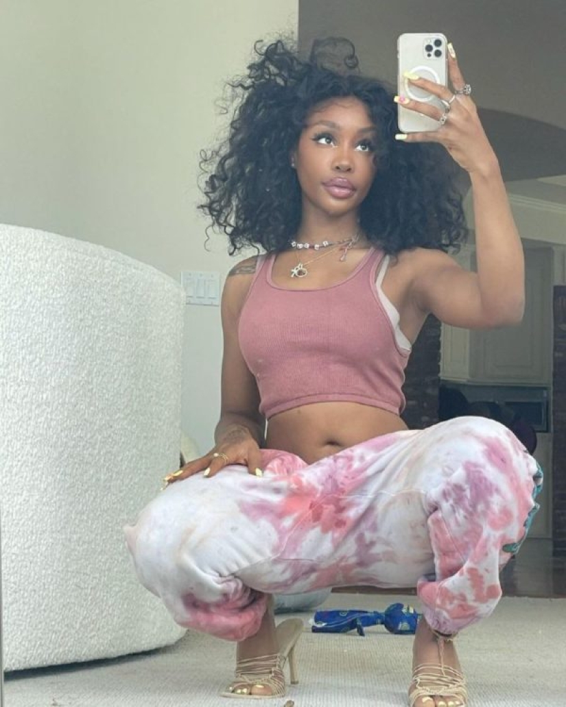 19 hottest female singers of 2021