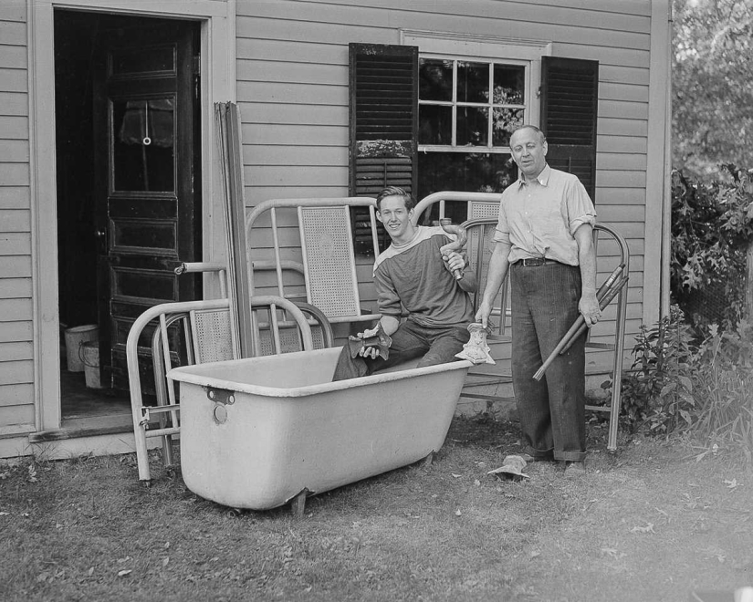 1942: how Americans collected scrap metal for the military industry 1942: how Americans collected scrap metal for the military industry