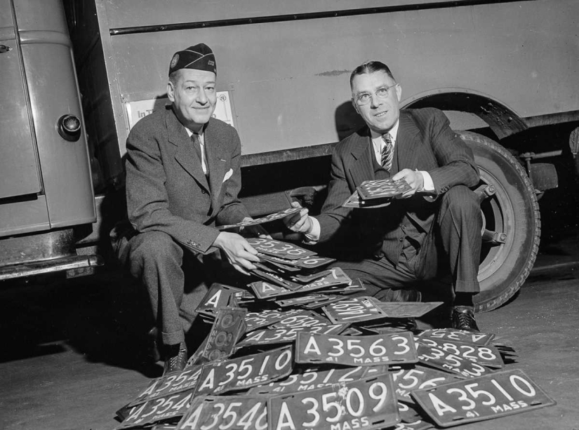 1942: how Americans collected scrap metal for the military industry 1942: how Americans collected scrap metal for the military industry