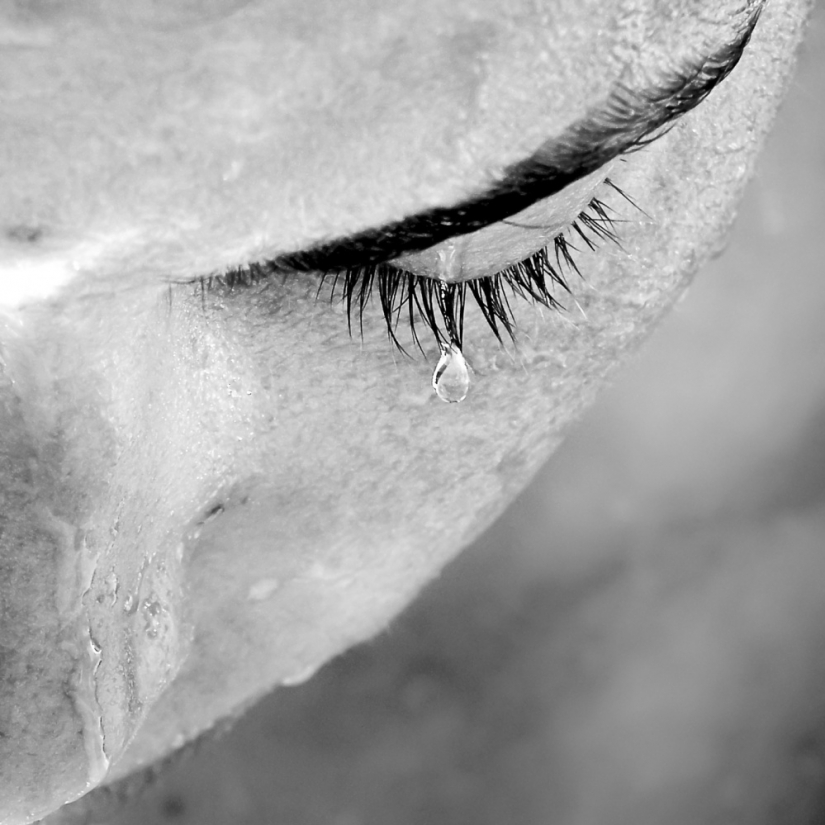 20 black and white shots, in which the photographers left a piece of my soul