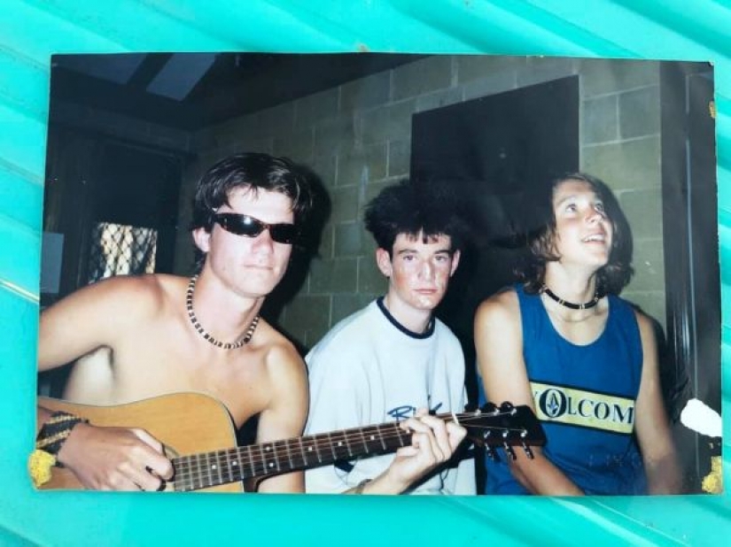 24 people shared shameful photos of their youth, and it's very funny 24 people shared shameful photos of their youth, and it's very funny