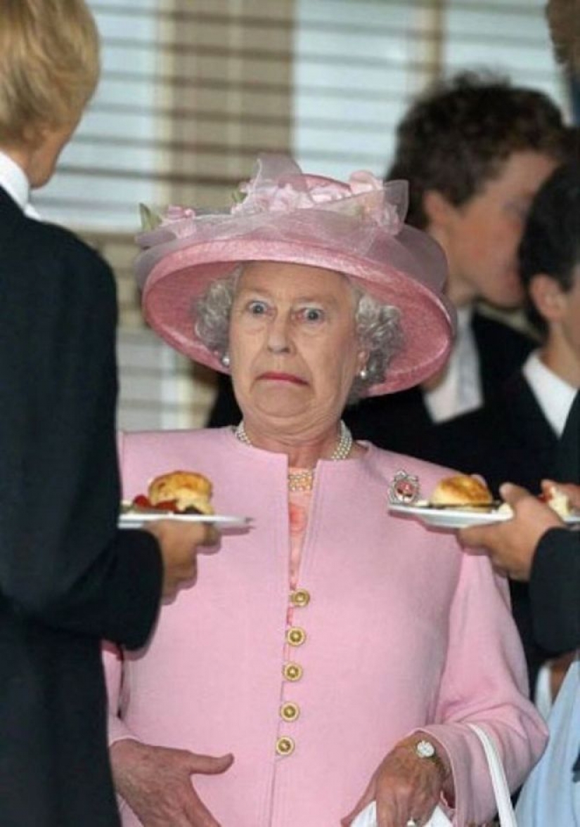 25" monóxido de carbono " fotos de la reina Isabel II, que pueden convertirse fácilmente en memes