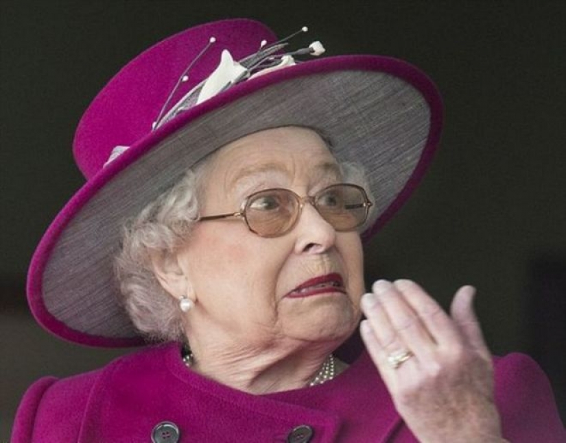 25" monóxido de carbono " fotos de la reina Isabel II, que pueden convertirse fácilmente en memes