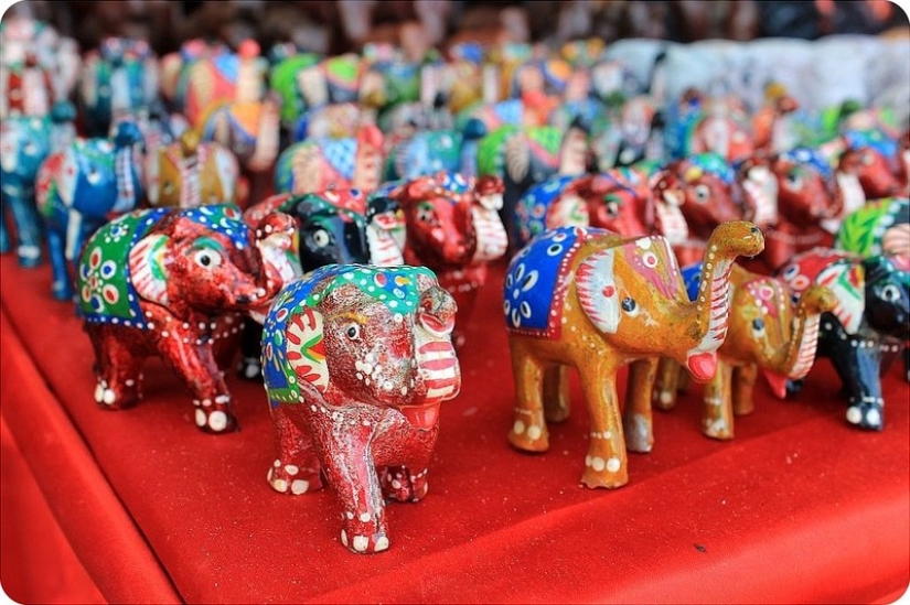 25 most popular souvenirs from around the world 25 most popular souvenirs from around the world