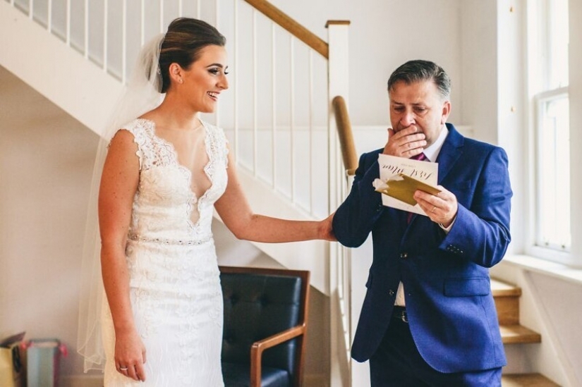 26 conmovedoras fotos de padres que no retuvieron las emociones en la boda de sus hijas