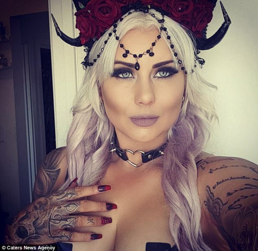 26-year-old trucker: "I dress like Barbie, but I'm my boyfriend among drivers"