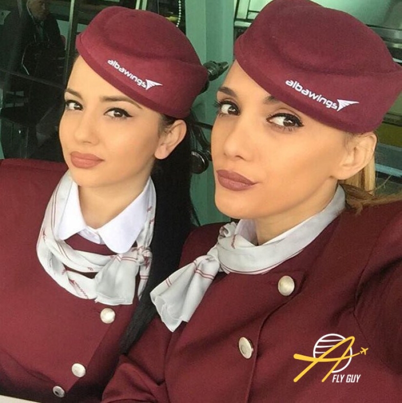 27 selfies más sexys de asistentes de vuelo de todo el mundo