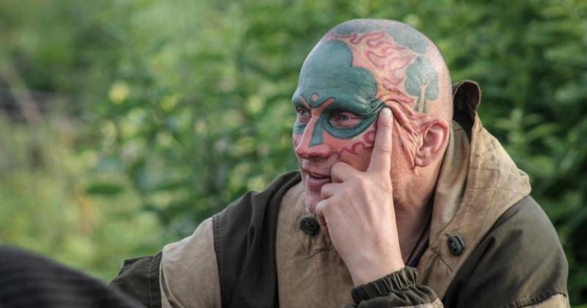 365 nombres del Drevarca Iluminado, o por qué el hombre-árbol renunció a sus raíces 365 nombres del Drevarca Iluminado, o por qué el hombre-árbol renunció a sus raíces