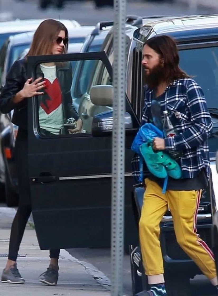 5 Hollywood stars who date Russian women
