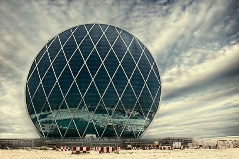 5 spherical skyscrapers that defy the laws of nature 5 spherical skyscrapers that defy the laws of nature