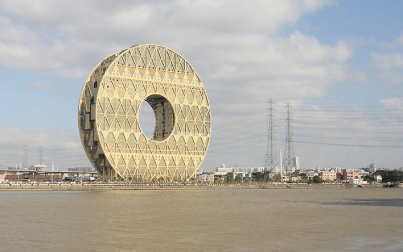5 spherical skyscrapers that defy the laws of nature 5 spherical skyscrapers that defy the laws of nature