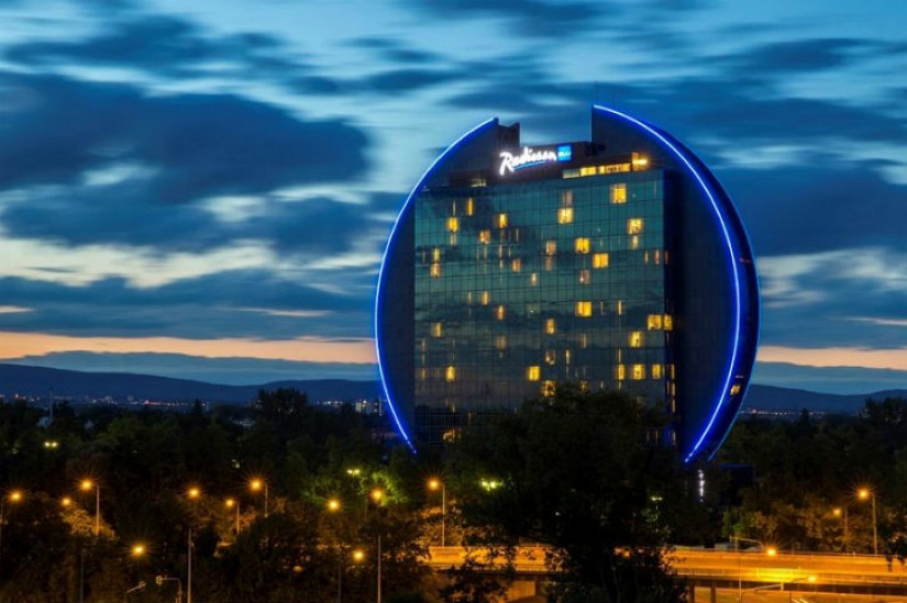 5 spherical skyscrapers that defy the laws of nature 5 spherical skyscrapers that defy the laws of nature