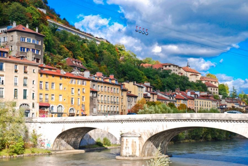 6 countries where people live the longest
