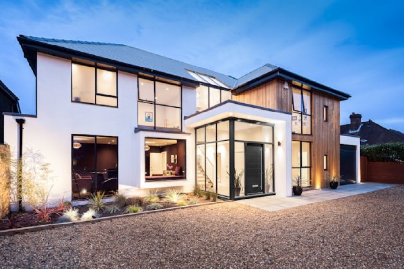 6 houses with panoramic windows and views