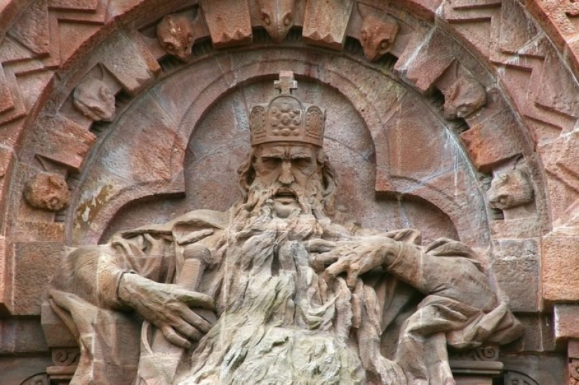 6 ridiculous accidents that led to the death of kings of the past 6 ridiculous accidents that led to the death of kings of the past