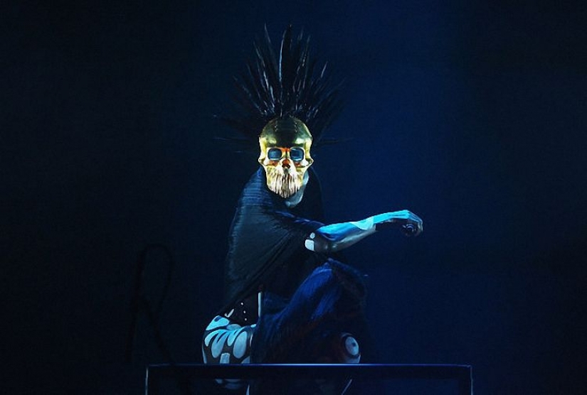 67-year-old Grace Jones is amazing!