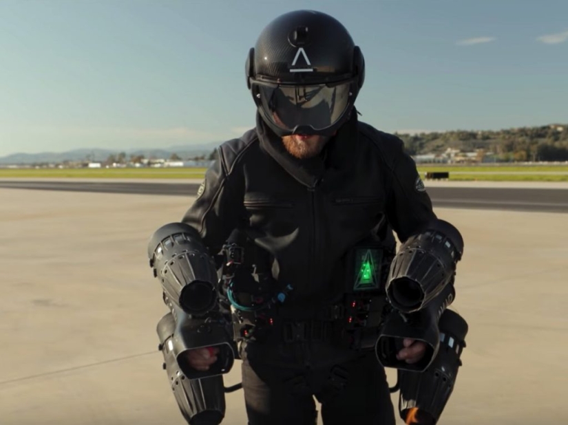 7 tecnologías asombrosas que pronto harán que los ejércitos luchen como superhéroes de Marvel