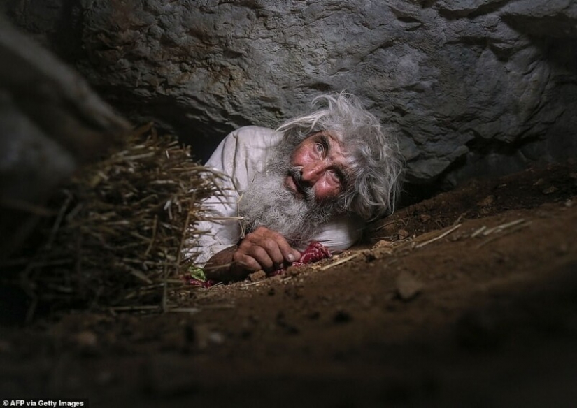 70-year-old Serbian hermit came out to people to get vaccinated