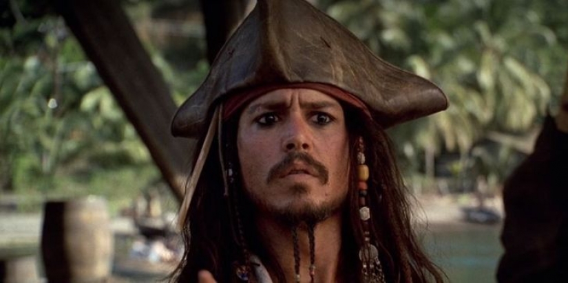 8 details in popular films that are hard to believe