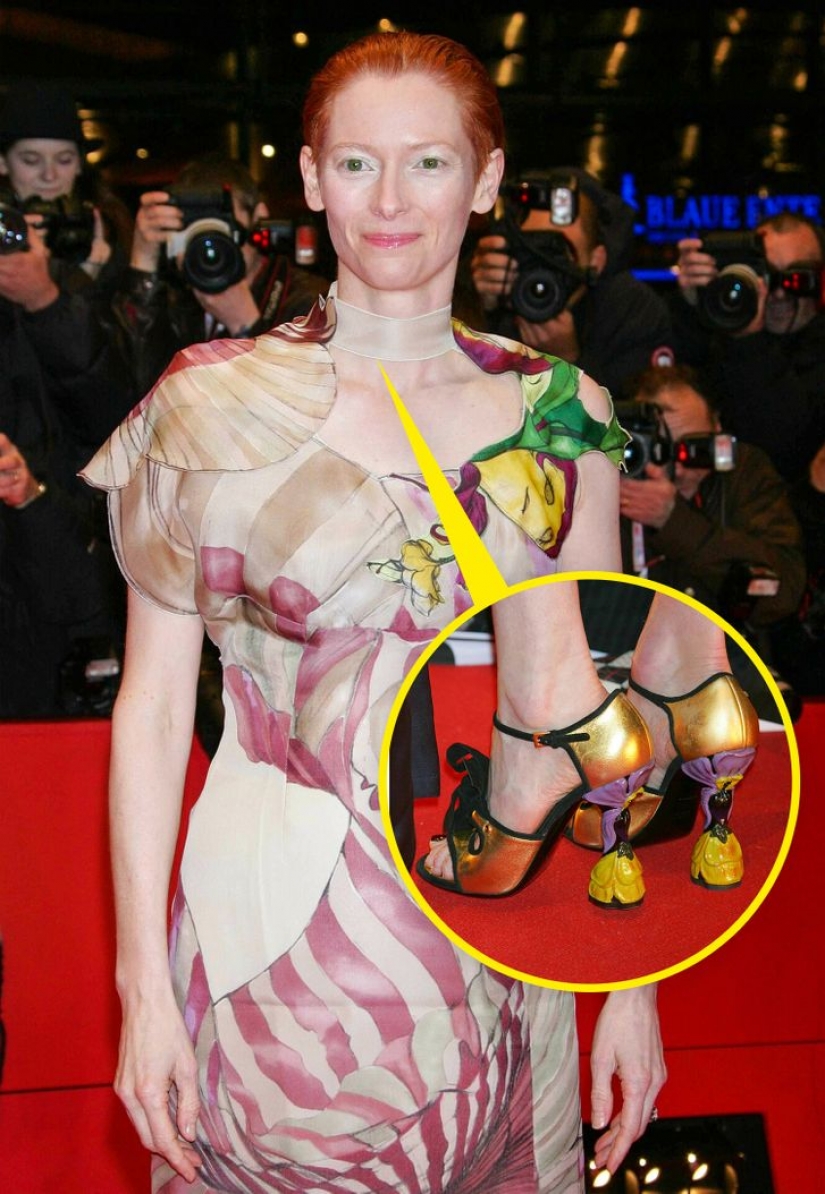9 celebrities who dared to choose extravagant shoes for their clothes and hit the jackpot 9 celebrities who dared to choose extravagant shoes for their clothes and hit the jackpot