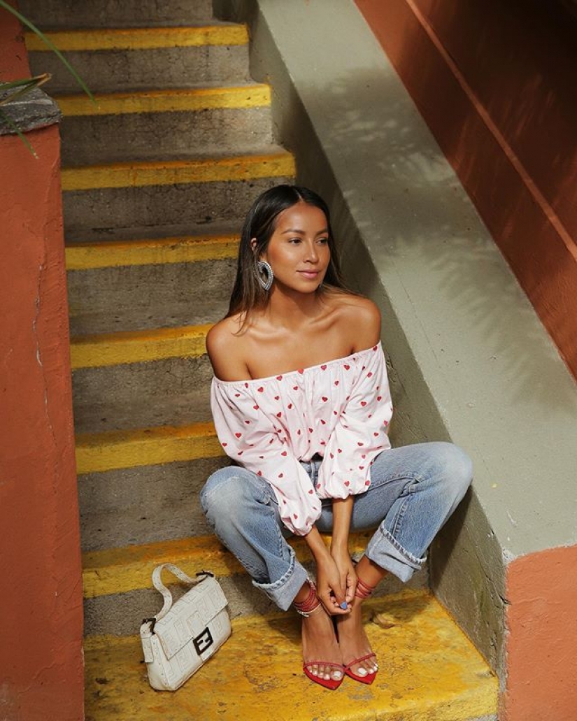 9 people with the highest paid Instagram accounts in the world