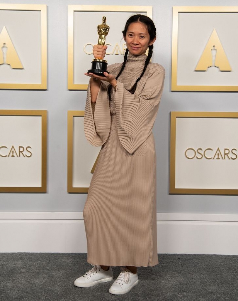 9 red carpet outfits that kicked off the fashion revolution and changed the rules forever 9 red carpet outfits that kicked off the fashion revolution and changed the rules forever