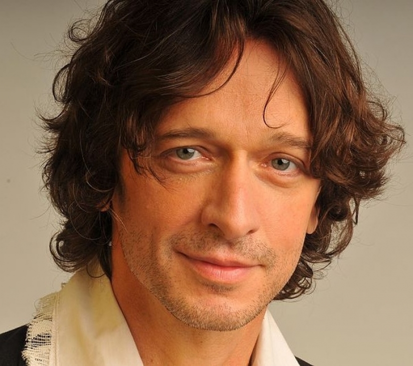 9 tipos de sonrisas y lo que significan 9 tipos de sonrisas y lo que significan