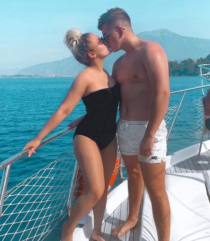 A 19-year-old blogger who dropped out of college, earned her own house and teaches this to others A 19-year-old blogger who dropped out of college, earned her own house and teaches this to others