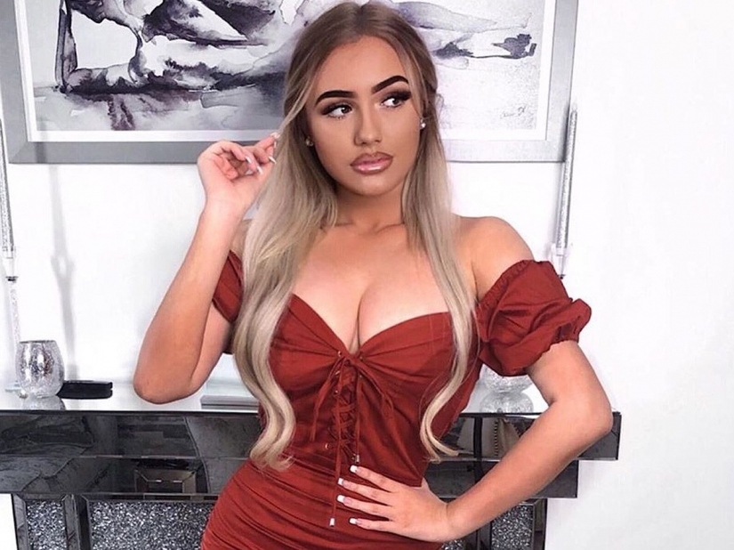 A 19-year-old blogger who dropped out of college, earned her own house and teaches this to others A 19-year-old blogger who dropped out of college, earned her own house and teaches this to others