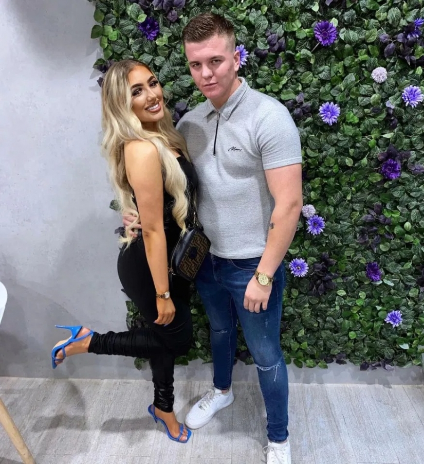 A 19-year-old blogger who dropped out of college, earned her own house and teaches this to others A 19-year-old blogger who dropped out of college, earned her own house and teaches this to others