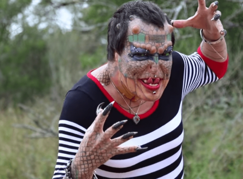 A banker from the USA paid 6 million to change his life and become a "reptiloid" A banker from the USA paid 6 million to change his life and become a "reptiloid"