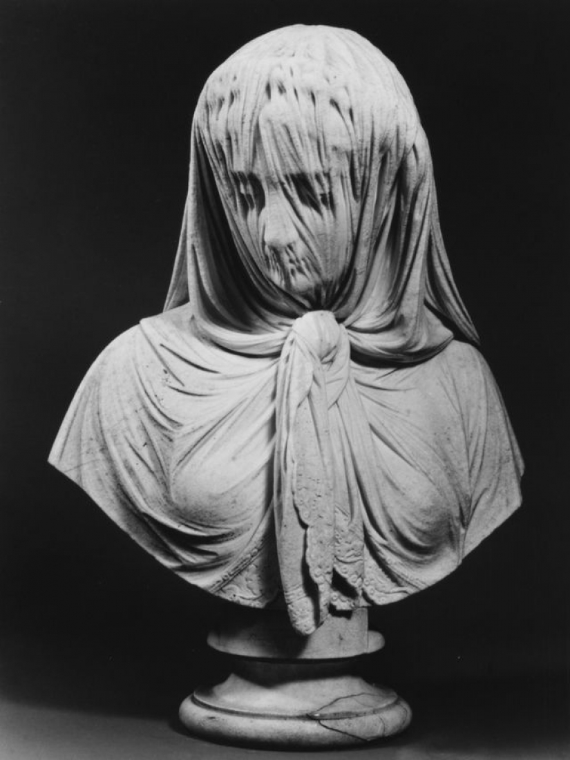 A living heart beats under the marble skin
