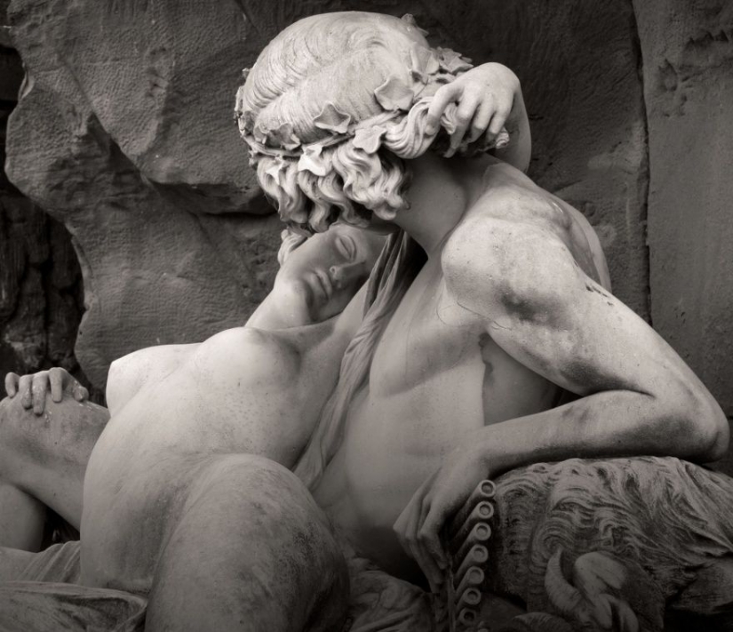 A living heart beats under the marble skin