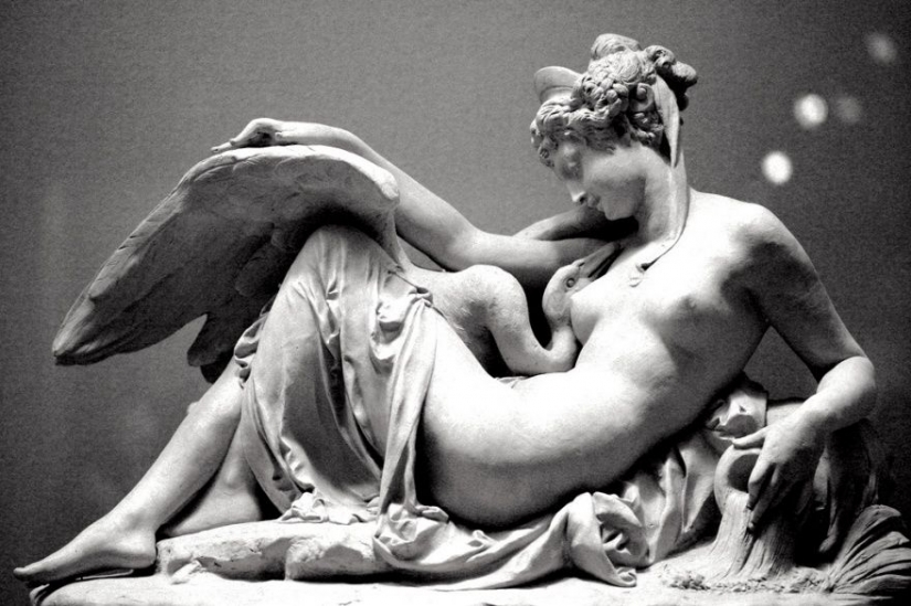 A living heart beats under the marble skin