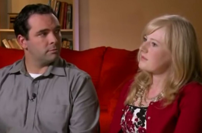 A mess with a dwarf: an American family is sure that they adopted an adult psychopath A mess with a dwarf: an American family is sure that they adopted an adult psychopath