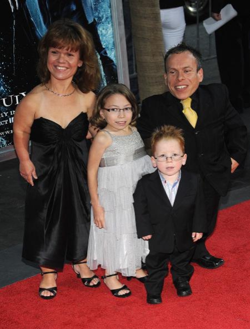 A mess with a dwarf: an American family is sure that they adopted an adult psychopath A mess with a dwarf: an American family is sure that they adopted an adult psychopath