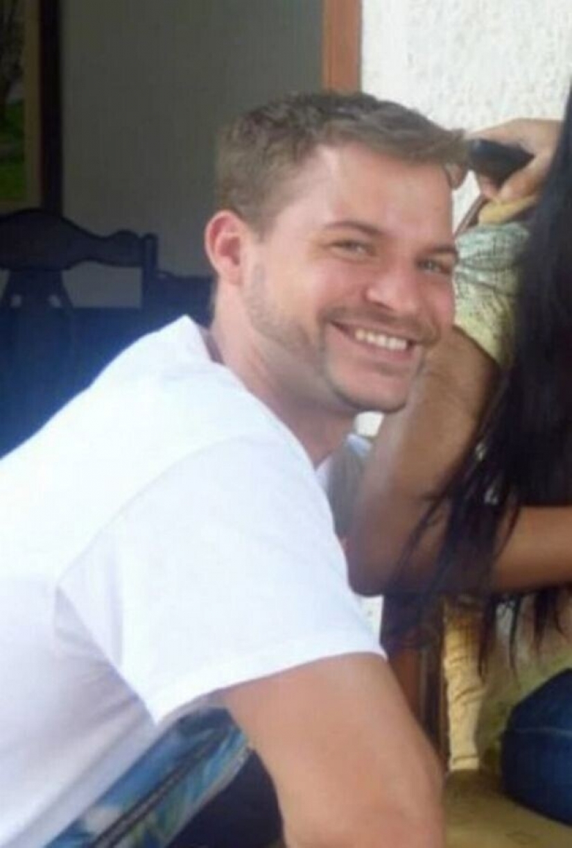 A million for bleach: a family of" healers " from Florida treated the coronavirus with bleach A million for bleach: a family of" healers " from Florida treated the coronavirus with bleach