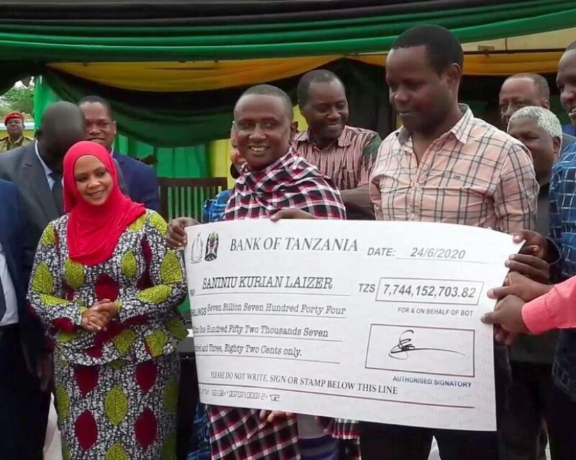 A miner from Tanzania became a millionaire thanks to the stones found