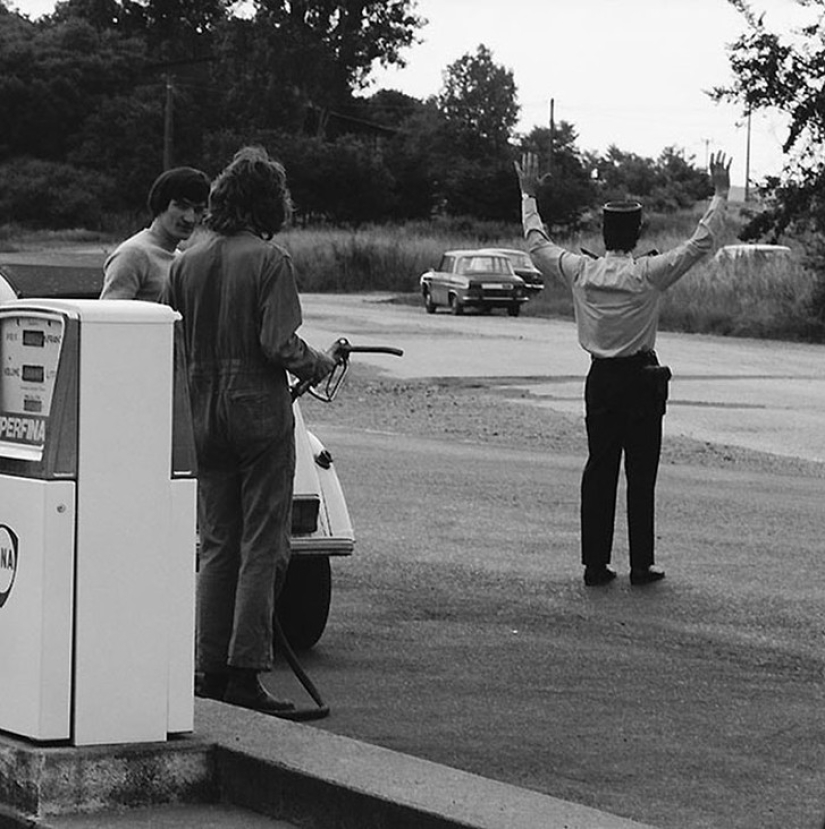 A sitcom in French by Rene Maltet A sitcom in French by Rene Maltet