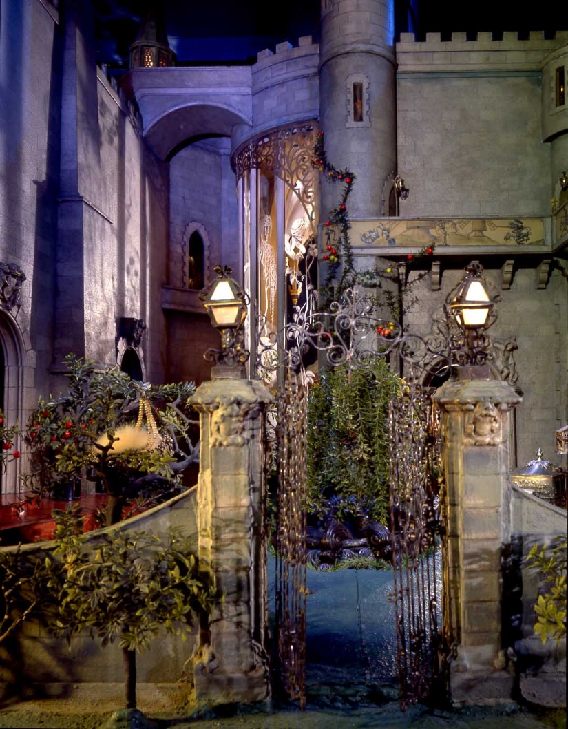 A stunning dollhouse that costs more than three rubles in Moscow