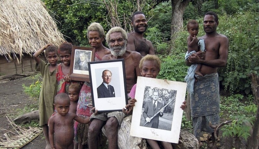 A tribe who worship Prince Philip as a God, waiting for his coming after death