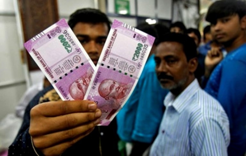 A young Indian man sold his wife and bought a new smartphone. Yes, he also had lunch for change