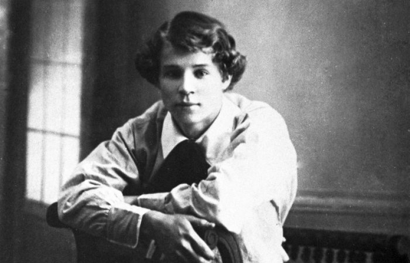 "Adiós, amigo mío, adiós": 5 versiones de la muerte de Sergei Yesenin