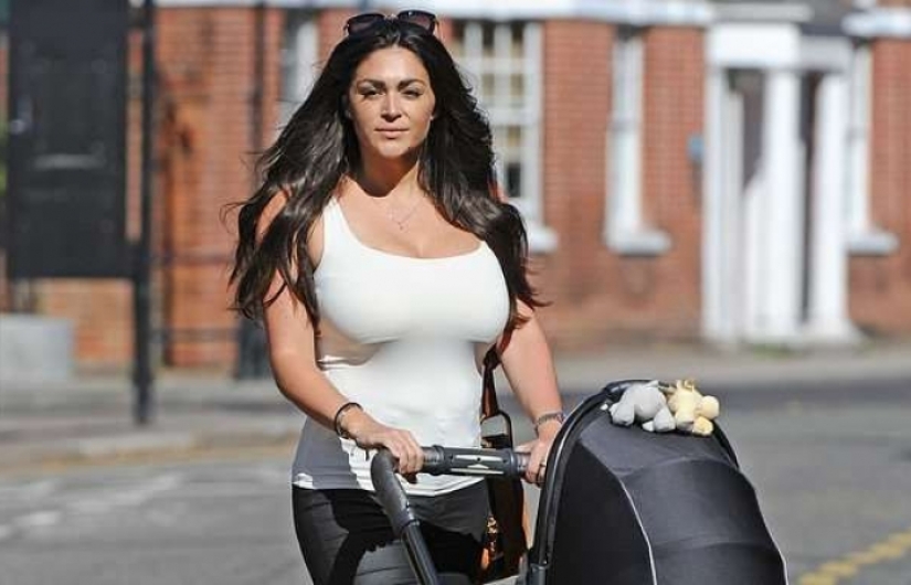 After the kids-like candy: la modelo mostró cómo se puso en forma con la ayuda del yoga