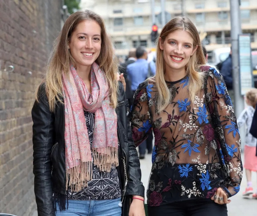 Al borde de una falta: la modelo caminó por las calles de Londres en una blusa transparente sin sujetador