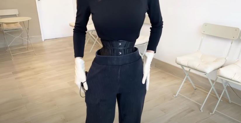 Al borde: una chica con una cintura de 46 cm arriesga su salud por el bien de una figura perfecta Al borde: una chica con una cintura de 46 cm arriesga su salud por el bien de una figura perfecta