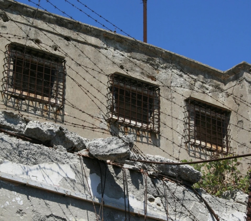 Alcatraz italiano: antigua colonia en la isla de Santo Stefano está previsto que se convierta en un museo Alcatraz italiano: antigua colonia en la isla de Santo Stefano está previsto que se convierta en un museo