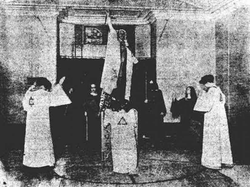 Aleister Crowley-Una Bestia Rara Aleister Crowley-Una Bestia Rara