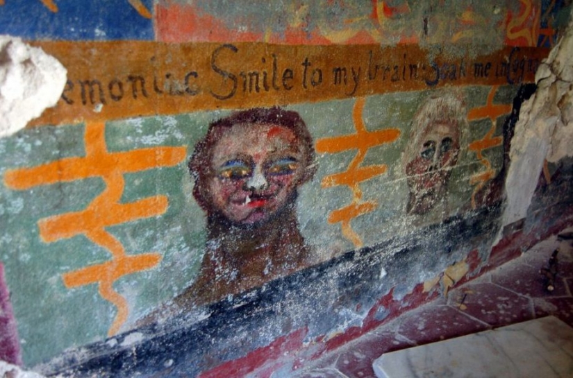 Aleister Crowley-Una Bestia Rara Aleister Crowley-Una Bestia Rara